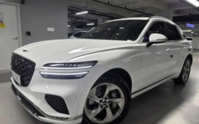 GV70중고 GV70 2.5T 가솔린 2WD 매물 사진 3 - 2024/08 37,611km