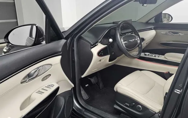 GV70중고 GV70 2.5T 가솔린 AWD 매물 사진 19 - 2022/01 99,972km